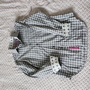 Long sleeve Robert Graham botton down men's shirt. Great condition.